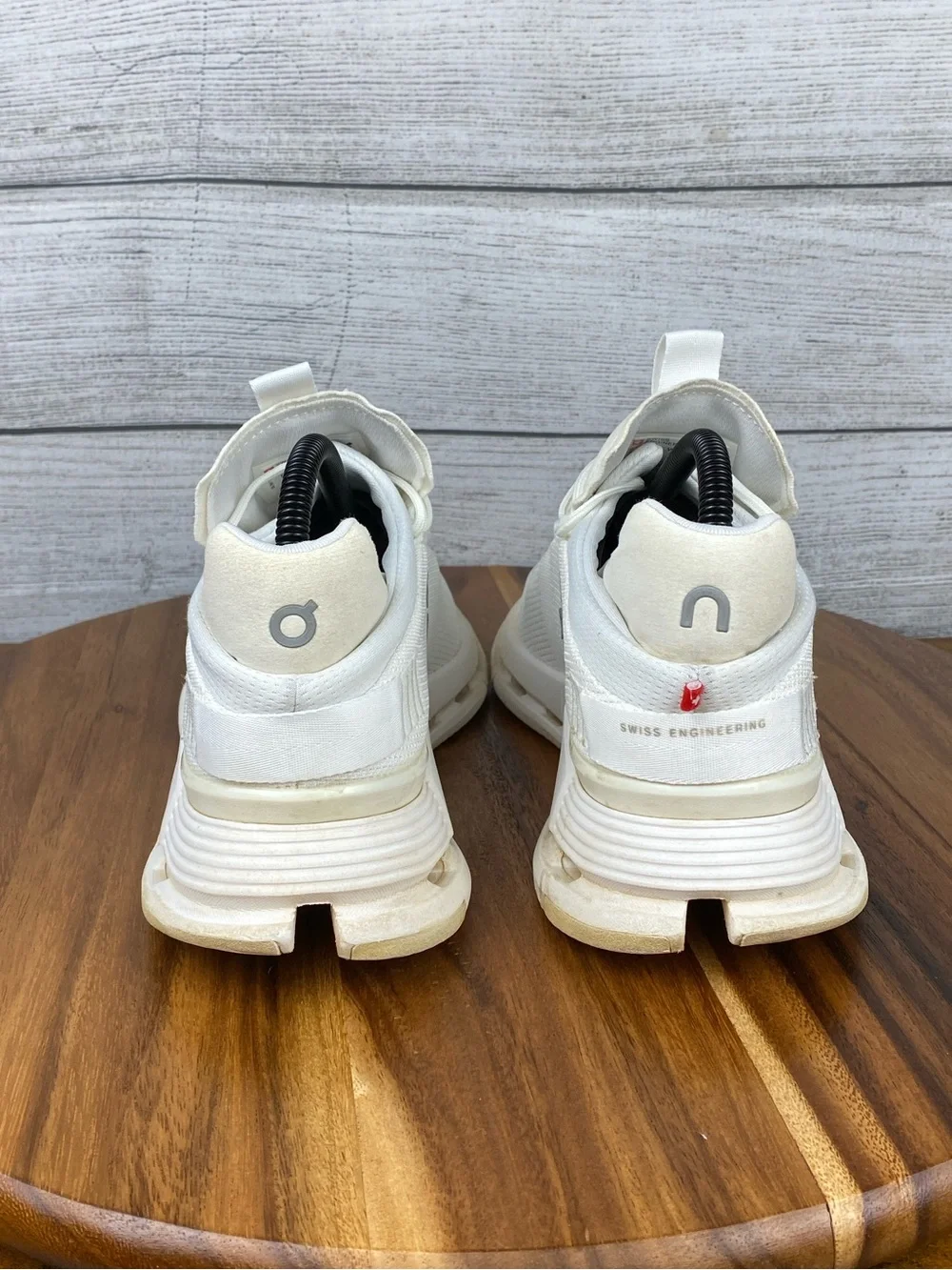 ON Running Cloudnova White Lifestyle Shoes Women’s Sneaker Size 8